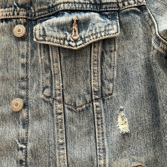 Jean Jacket - Picture 3 of 6